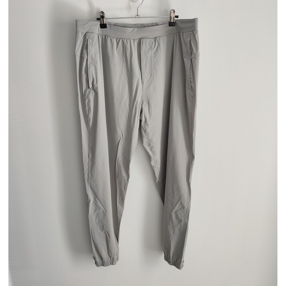 Lululemon Mens Surge Jogger Gray Performance Stretch Size XXL LM5956S